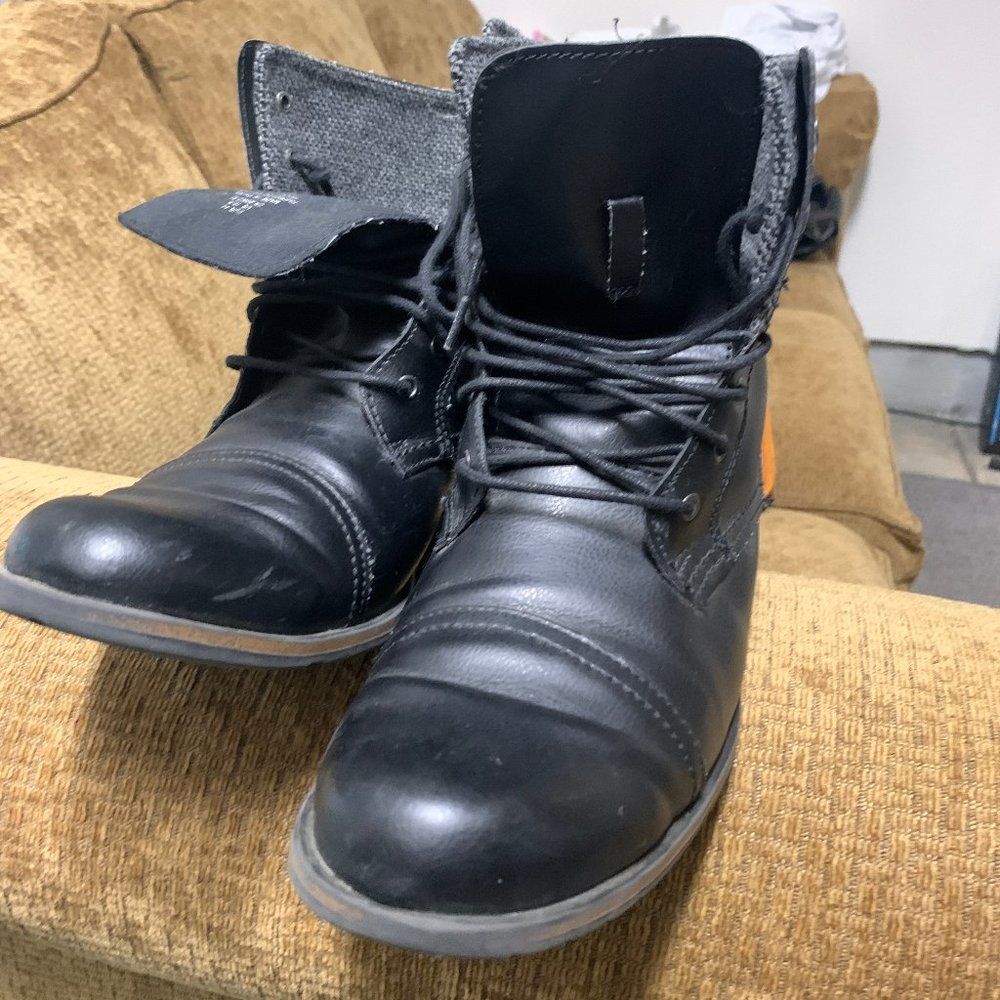 Mens Black H&M Combat Boots - 10.5M